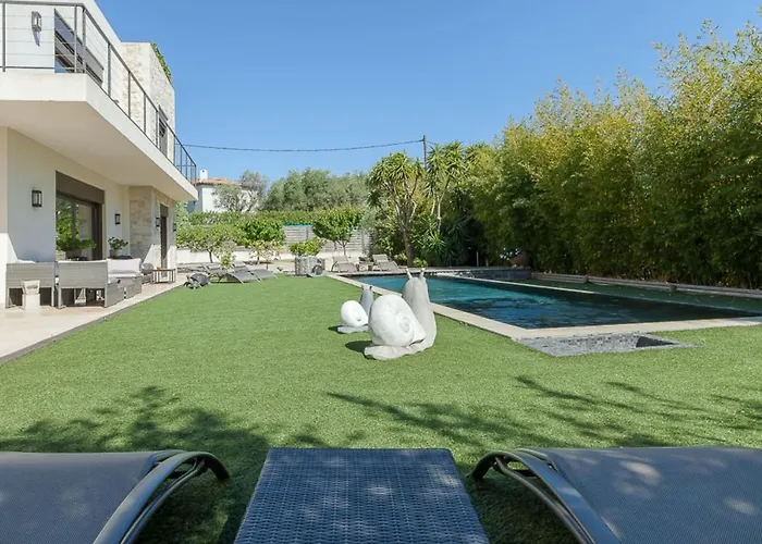 In Juan-les-pins With Heated Pool Villa