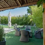 In Juan-les-pins With Heated Pool