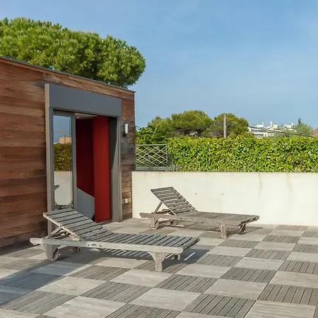 In Juan-les-pins With Heated Pool 빌라 앙티브