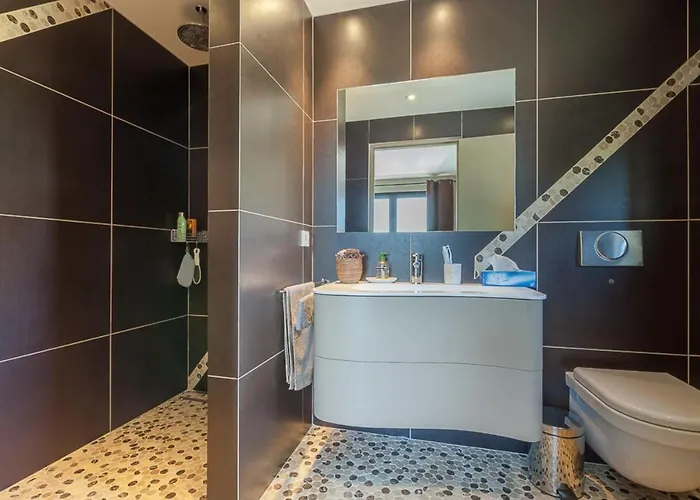 In Juan-les-pins With Heated Pool Villa *