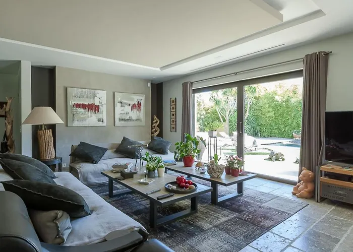 In Juan-les-pins With Heated Pool Villa Antibes